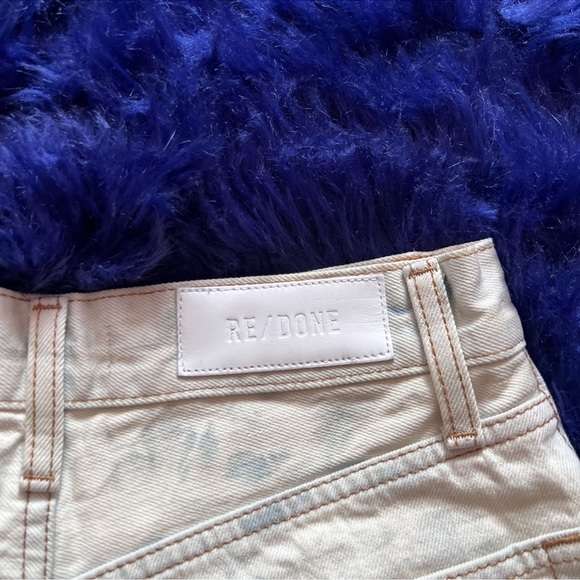 New! RE/DONE 70s High Rise Denim Shorts - Picture 7 of 8